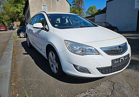 Opel Astra J Sports Tourer Selection