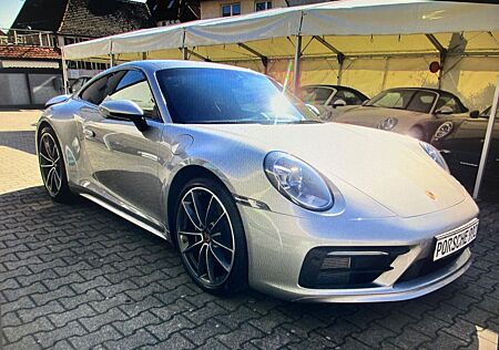 Porsche 992 / 911 Carrera 4 S Sportpaket Chrono