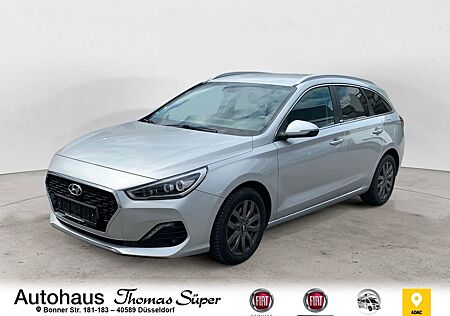 Hyundai i30 cw Style Navi Kamera Apple Android 8x Alu