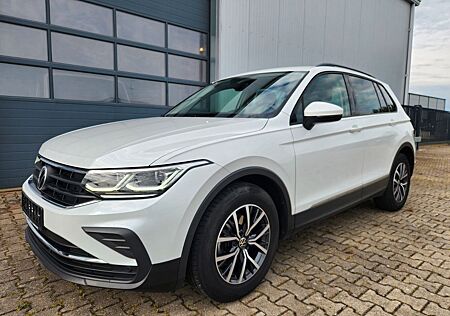 VW Tiguan Volkswagen Life LM17/ACC/LED-MATRIX/ORYX/AHK/1.Hand