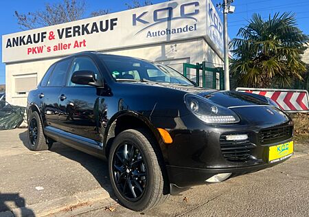 Porsche Cayenne S / 8-Fach Bereift
