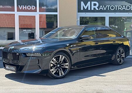 BMW M760e xDrive|570HP|ICONIC|CRYSTAL|BOWERS|VENTILA