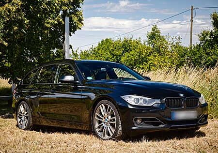 BMW 330d Sport Line/AHK/H&K/Head-UP/SHZ/Temp/8-Fach