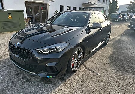 BMW M235i xDrive Gran Coupé*1.Hand*M-Paket*
