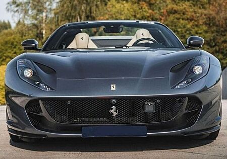 Ferrari 812 6.5 V12 GTS DCT F1 - BEIGE SEATS