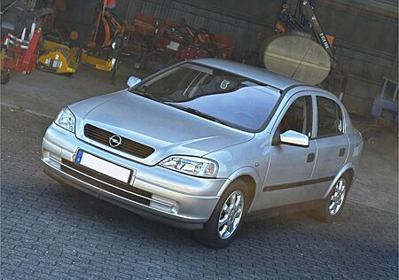 Opel Astra 1.6 Selection Selection