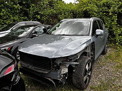 Volvo XC40+T3+GT+Momentum+Pro+R-Kamera+Keyless+PDC V/H