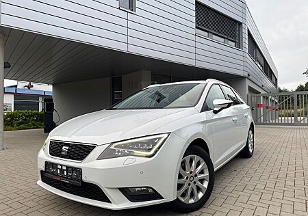 Seat Leon ST Style AUTOMATIK LEDER LED NAVI SITZHEIZ.
