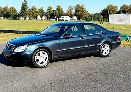 Mercedes-Benz S 500 -