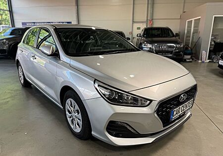 Hyundai i30 Select Kamera|SHZ|Navi|CarPlay|TÜV Neu