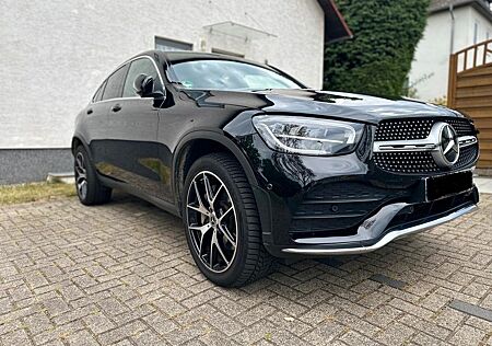 Mercedes-Benz GLC 300 e 4MATIC Coupé Autom. Schiebedach