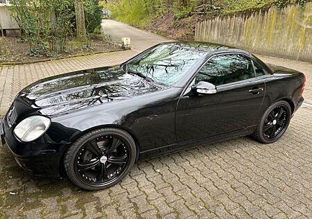 Mercedes-Benz SLK 320 -