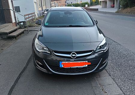 Opel Astra Sp. T. 1.6 CDTI eco Exklusiv 81 S/S 97...