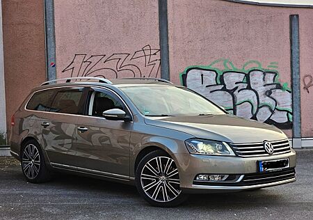 VW Passat Variant Volkswagen 2.0 TDI 4MOT Exclusive BMotio...