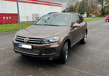 VW Touareg Volkswagen 3.0 V6 TDI Tiptr Edit X BMT Terrain ...