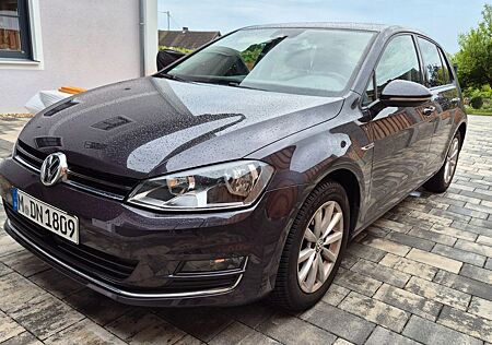 VW Golf Volkswagen 1.2 DSG LOUNGE Standhzg! ACC Keyless Navi