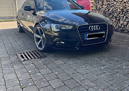 Audi A5 1.8 TFSI - Bi-Xenon/Rotorfelgen