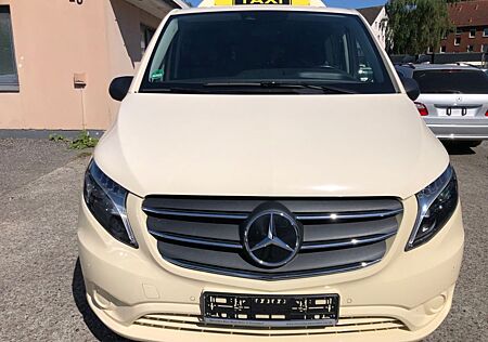 Mercedes-Benz Vito Extralang 9 Sitzer Automatik