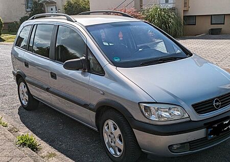 Opel Zafira 1.8 16V - 7 Sitzer, Klima, Tempomat