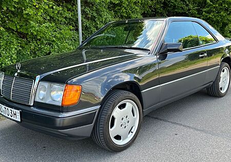 Mercedes-Benz 220 Coupe H-Kennzeichen