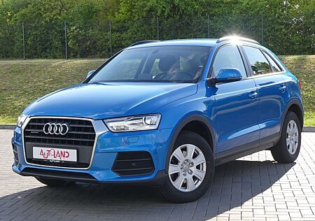 Audi Q3 1.4 TFSI basis Bi-Xenon Navi Tempomat AHK PDC