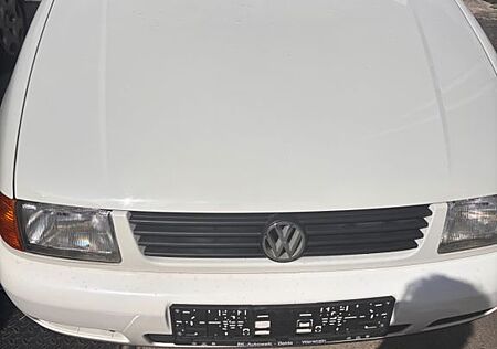 VW Polo Volkswagen 1.0 Standard