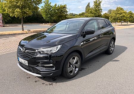 Opel Grandland X 1.6 Hybrid Elegance