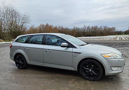 Ford Mondeo 2,5 Titanium Turnier Titanium