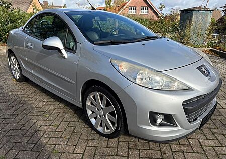 Peugeot 207 gebraucht kaufen Peugeot 207 CC 1.6 Cabrio-Coupe Access
