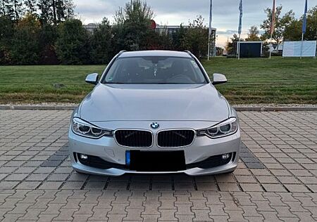 BMW 320d Touring/f31/TÜV NEU/Unfallfrei/SR+WR