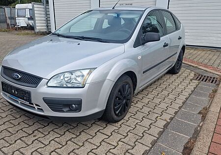 Ford Focus Trend | Tüv 03/27 | Automatik | 115T KM|