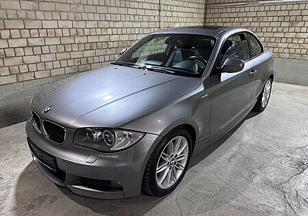 BMW 118d Coupe M-Sportpaket Shadowline Scheckheft