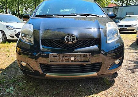 Toyota Yaris 1,4-l-D-4D / TÜV neu