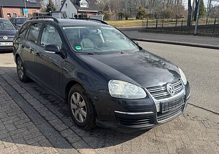 VW Golf Volkswagen V Variant Trendline