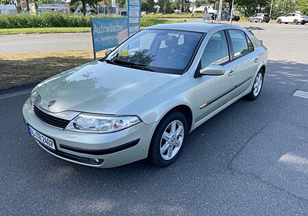 Renault Laguna Privilege 1.8 16V TÜV + Service NEU