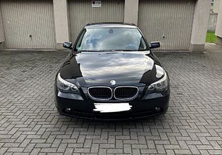 BMW 525d 525 AUT E60