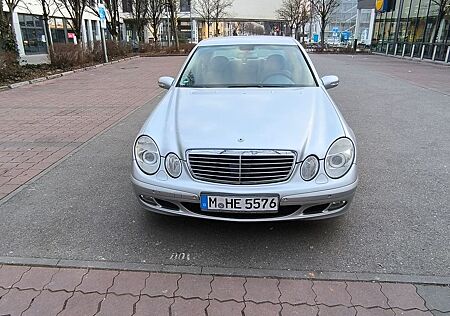 Mercedes-Benz E 220 CDI CLASSIC Classic