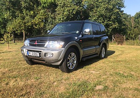 Mitsubishi Pajero GLS 3,2 Diesel Top Zustand