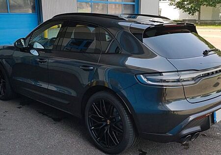 Porsche Macan GTS / Vulkangraumetalic / Lederpaket GTS