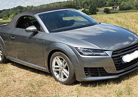 Audi TT Roadster 2.0 TDI S tronic quattro -