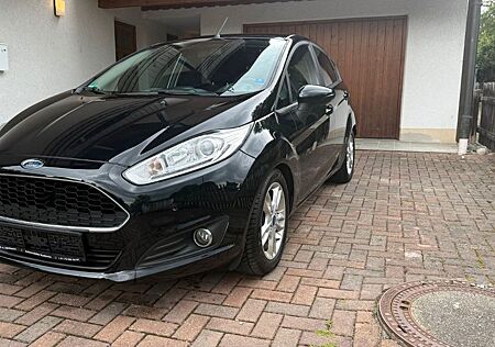 Ford Fiesta Celebration 1,0*STZH*KLIMA*SPORT*
