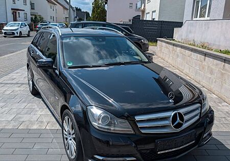 Mercedes-Benz 220 C d Kombi