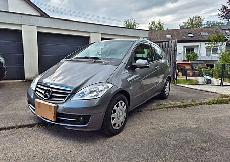 Mercedes-Benz A 160 BlueEFFICIENCY AHK, SH, KD neu