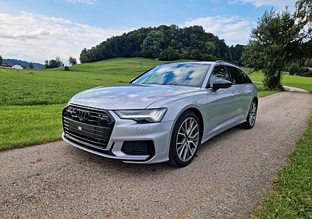 Audi A6 Avant 55 TFSI e Quattro Pano Leder AHK 1.Hand