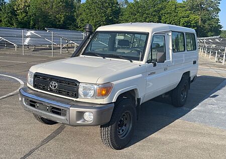 Toyota Land Cruiser - HZJ78 Zentralverriegelung Klima