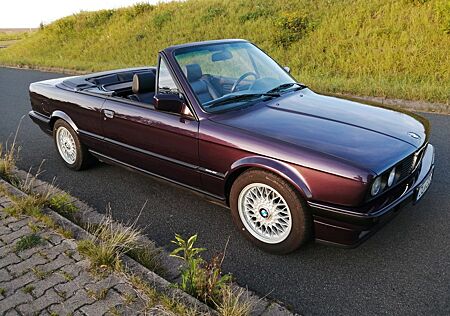 BMW 318i Cabrio, Design Edition, Top Zustand