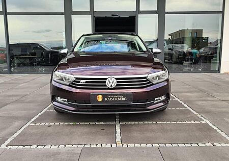 VW Passat Volkswagen Highline *Besondere Farbe* *Pano*