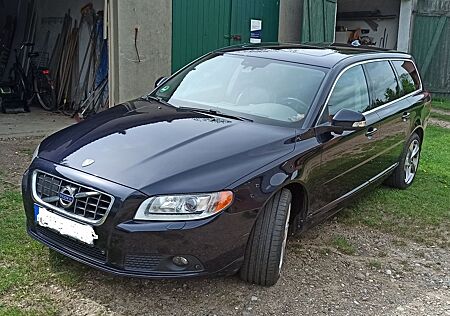 Volvo V70 T6 AWD Geartronic Summum