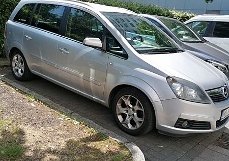 Opel Zafira 1.9 CDTI Edition "111 Jahre" 110kW Ed...