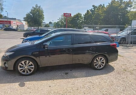 Toyota Auris Touring Sports